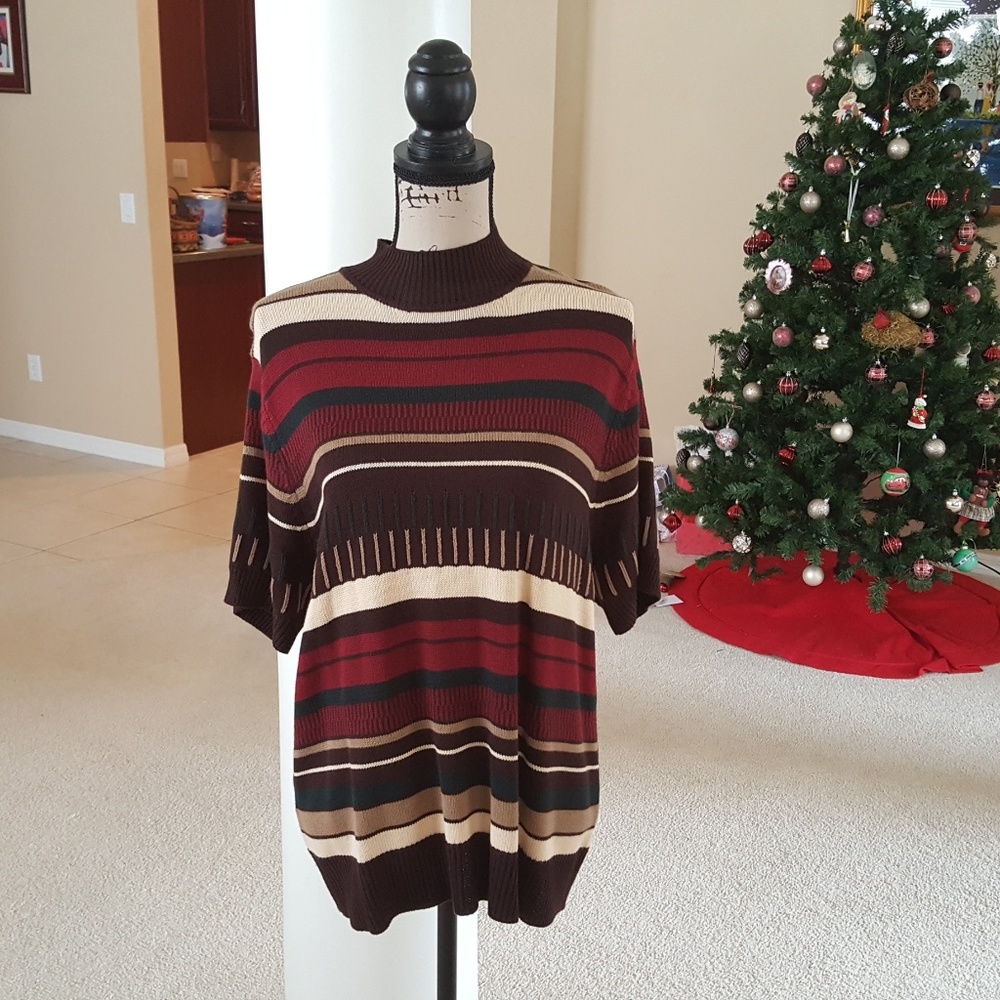 💕Women's short sleeve sweater.